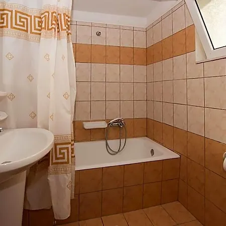 Pahnis Khartáta
