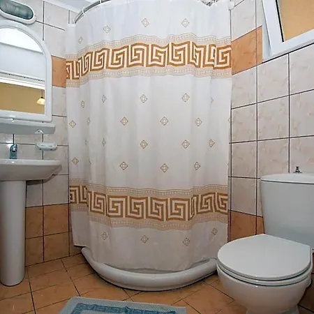 Pahnis 3*