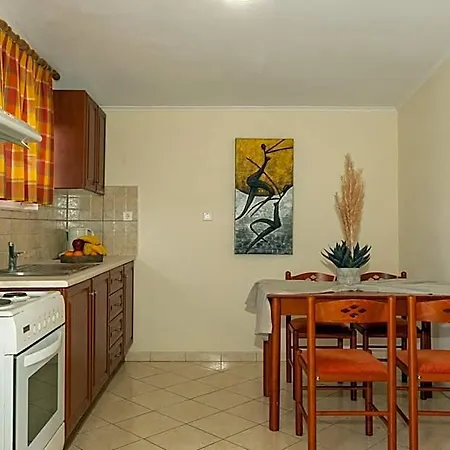 Pahnis Hotel